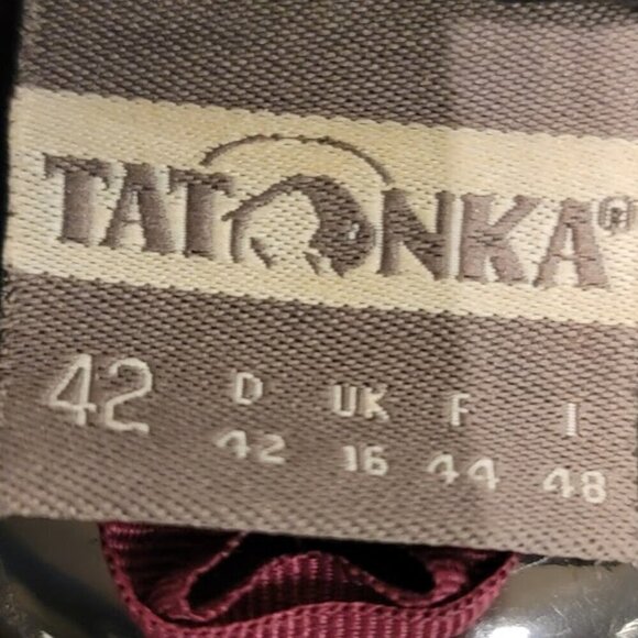 Beautiful and Stylish Tatonka Parka - Size 12 - Picture 9 of 11